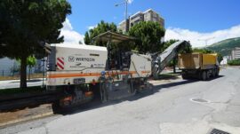 Büyükşehir, Ahır Dağı Caddesi’ni Asfalta Hazırlıyor.