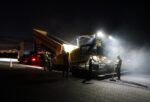 Büyükşehir’den Elmalar Yolunda Kesintisiz Asfalt Mesaisi.