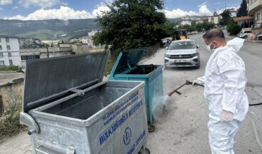 Büyükşehir’den Bayram Mesaisi; Temizlik ve İlaçlama Aralıksız Sürüyor.