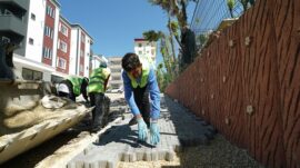 Büyükşehir’den Dulkadiroğlu Egemenlik Mahallesi’nde Cadde ve Sokak Yenileme Çalışması.