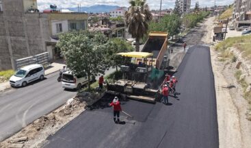 Büyükşehir, Doğukent Yolunda Asfalt Mesaisini Sürdürüyor.