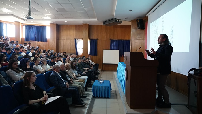 Büyükşehirden Üniversite Gençliğine Sıfır Atık Eğitimi.