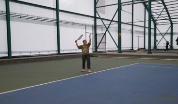 19 Mayıs Tenis Turnuvası, 62 Genç Sporcunun Katılımıyla Başladı.