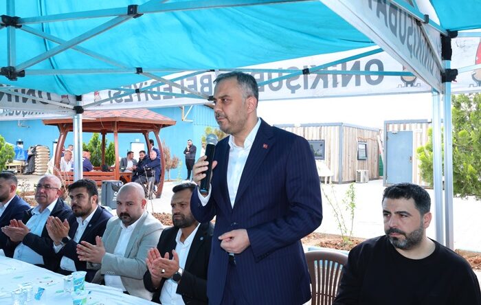 Başkan Toptaş’tan belediye emekçilerine anlamlı 1 Mayıs teşekkürü.