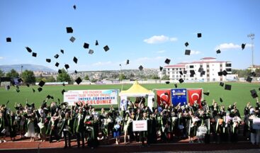 Pazarcık Meslek Yüksekokulu’nda Mezuniyet Heyecanı.