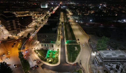 Büyükşehir Asfalt Mesaisini Gece Gündüz Sürdürüyor.