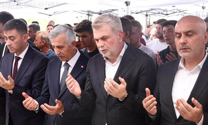 Yangında Hayatını Kaybeden Vatandaşlar Son Yolculuğuna Uğurlandı.