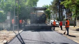 Büyükşehir Pazarcık’ta Sıcak Asfalt Seferberliğine İstasyon Caddesi ile Başladı.