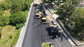 Büyükşehir, Dulkadiroğlu Pınarbaşı Caddesi’nde Asfalt Mesaisine Başladı.