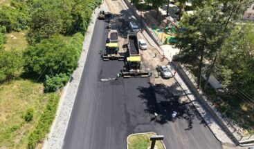 Büyükşehir, Dulkadiroğlu Pınarbaşı Caddesi’nde Asfalt Mesaisine Başladı.