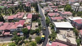 Büyükşehir, Dulkadiroğlu Haydarbey Caddesini Sıcak Asfaltla Buluşturuyor.