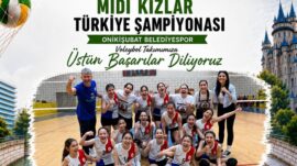 Onikişubat Belediyespor Midi Kız Voleybol Takımı Türkiye Şampiyonası Yolunda.