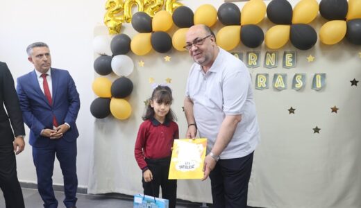 BAŞKAN MEHMET AKPINAR’DAN ÖĞRENCİLERE KARNE MESAJI.