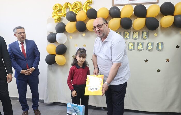 BAŞKAN MEHMET AKPINAR’DAN ÖĞRENCİLERE KARNE MESAJI.