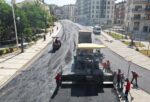 Büyükşehir, Zübeyde Hanım’da İkinci Etaba Başladı; Son Kat Asfalt Seriliyor.