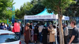 Onikişubat Belediyesi, LGS’ye giren öğrencilerin ve ailelerinin sınav heyecanına ortak oldu.