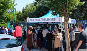 Onikişubat Belediyesi, LGS’ye giren öğrencilerin ve ailelerinin sınav heyecanına ortak oldu.
