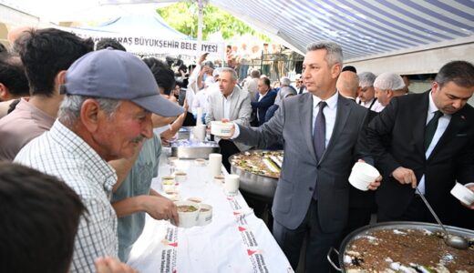 KSÜ Rektörü Okumuş, Geleneksel Aşure İkramı Programına Katıldı.