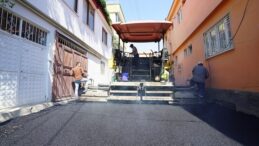 Büyükşehir, Dulkadiroğlu’nda Sokak Sokak Asfalt Mesaisini Sürdürüyor.