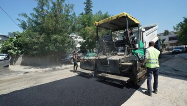 Büyükşehir Bu Hafta 22 Farklı Noktada Asfalt Mesaisinde.