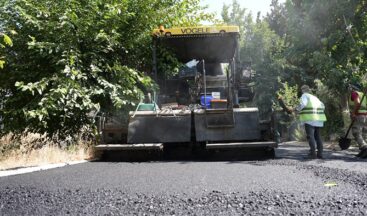 Büyükşehir, Bahçelievler’i Sokak Sokak, Cadde Cadde Sıcak Asfaltla Buluşturuyor.