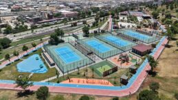 Büyükşehir, Tenis Kortlarında Çevrimiçi Rezervasyon Sistemini Başlattı.