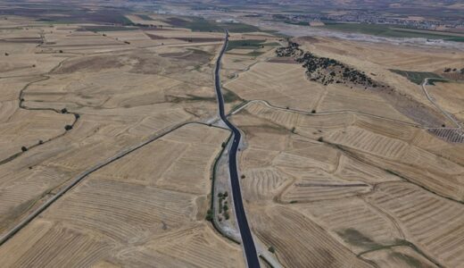Büyükşehir’den Dulkadiroğlu Kırsalına Değer Katan Yol Yatırımı.