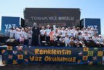 Celal Karatüre’nin sahne aldığı TÜGVA Yaz Okulları, kapanış programı ile sona erdi.