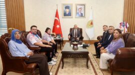 Vali Ünlüer, Milli Sporcumuz Zeynep Sude Bilginer’i kabul etti.