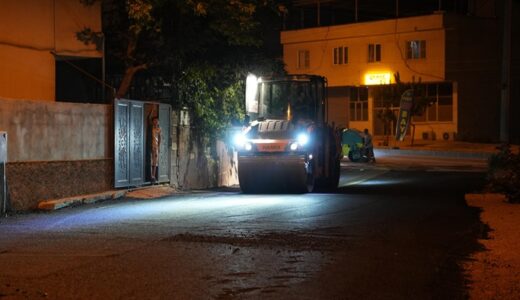 Büyükşehir, Yahya Kemal’de Asfalt Mesaisini Gece Gündüz Sürdürüyor.